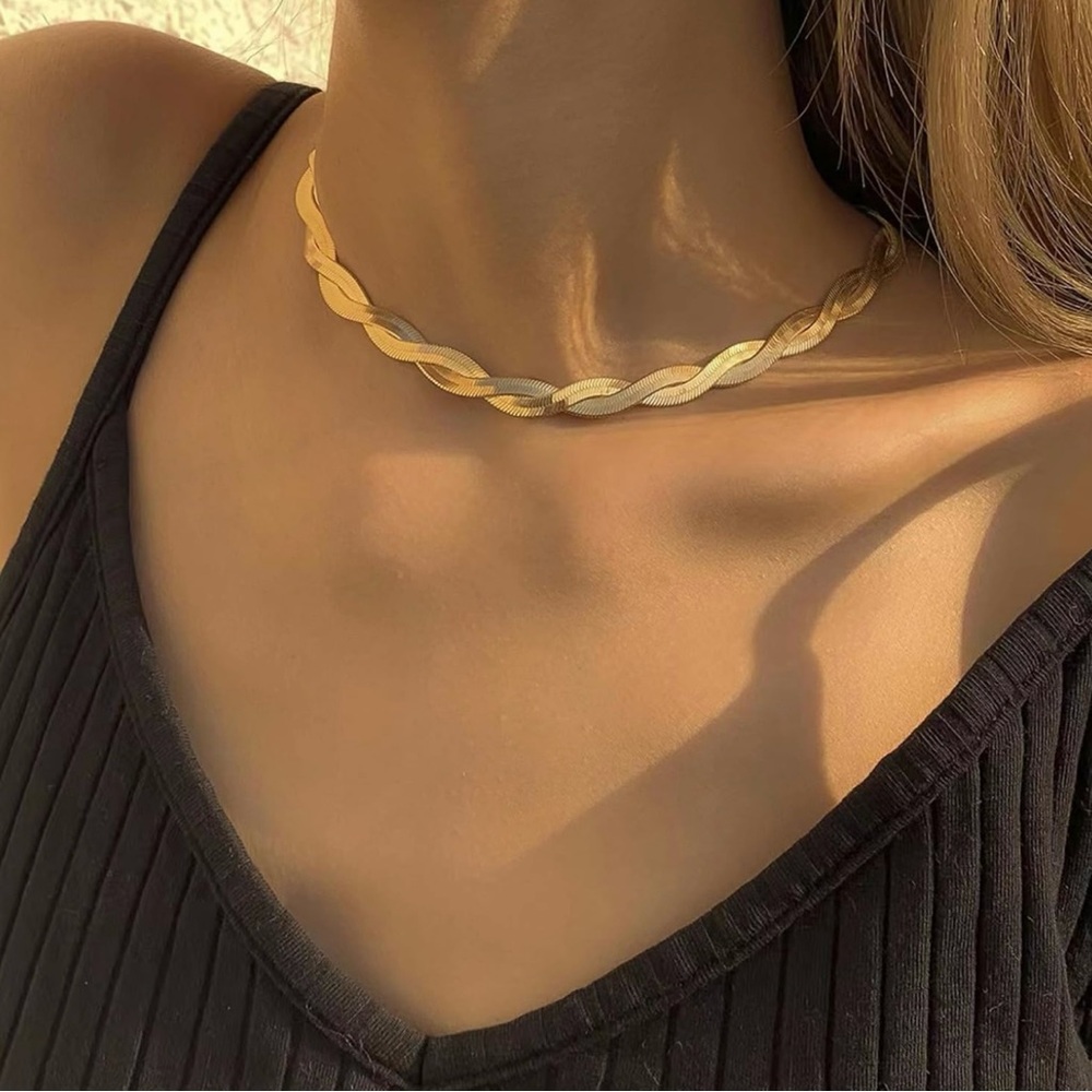 📍SUPER SALE📍 14K GOLD PLATED Snake Chain Herringbone Choker Necklace